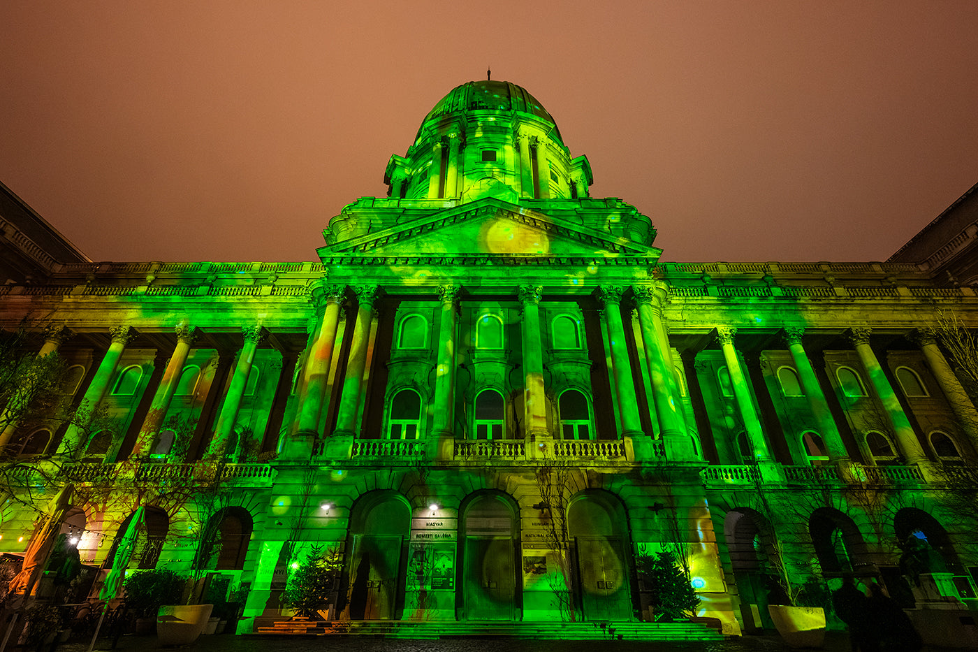 Christmas light painting on the facade of Buda Castle #9195