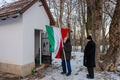 Magyar zászlóval a havas Normafán #9221